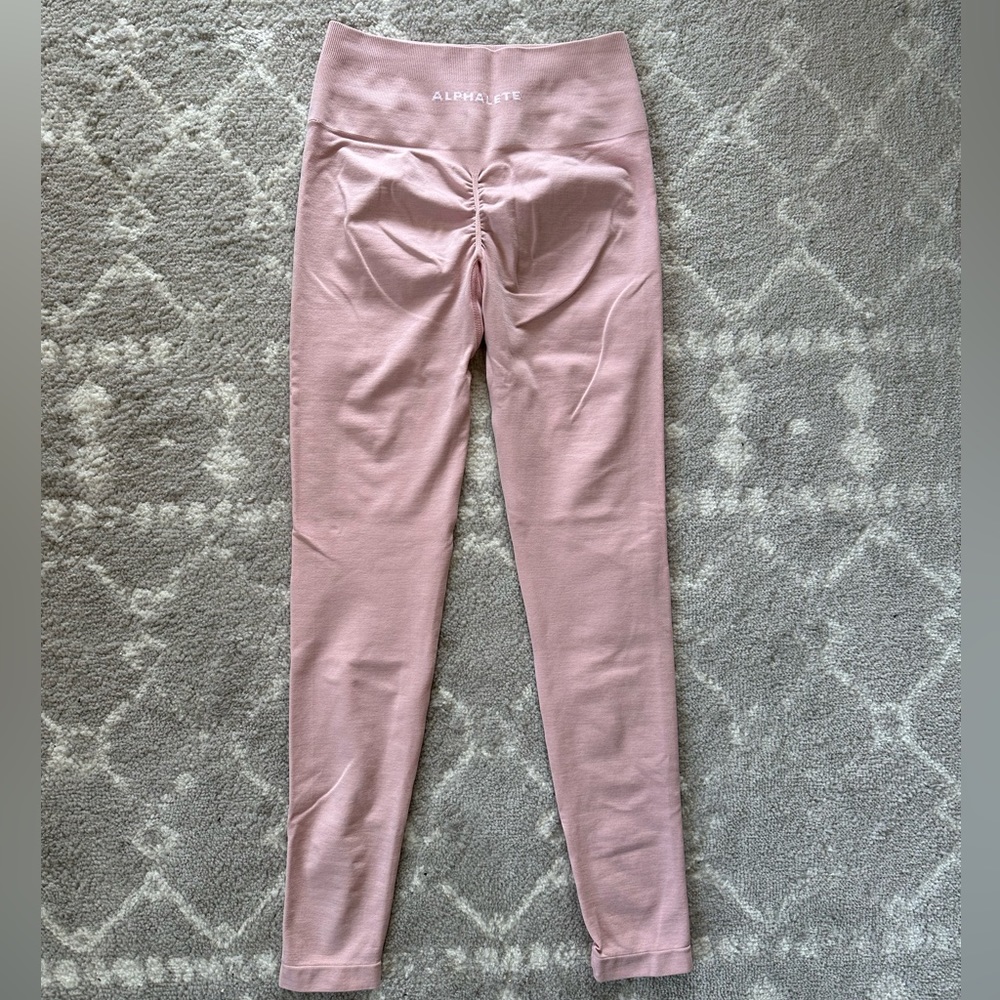 SOLD Alphalete Amplify Leggings Blossom